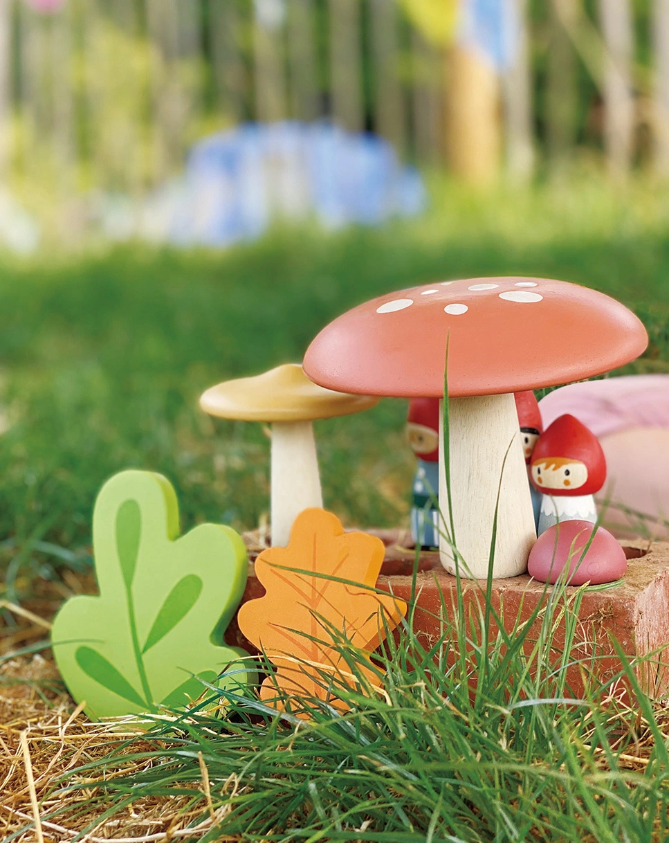 Spielfiguren-Set FAMILIE WALDZWERGE aus Holz