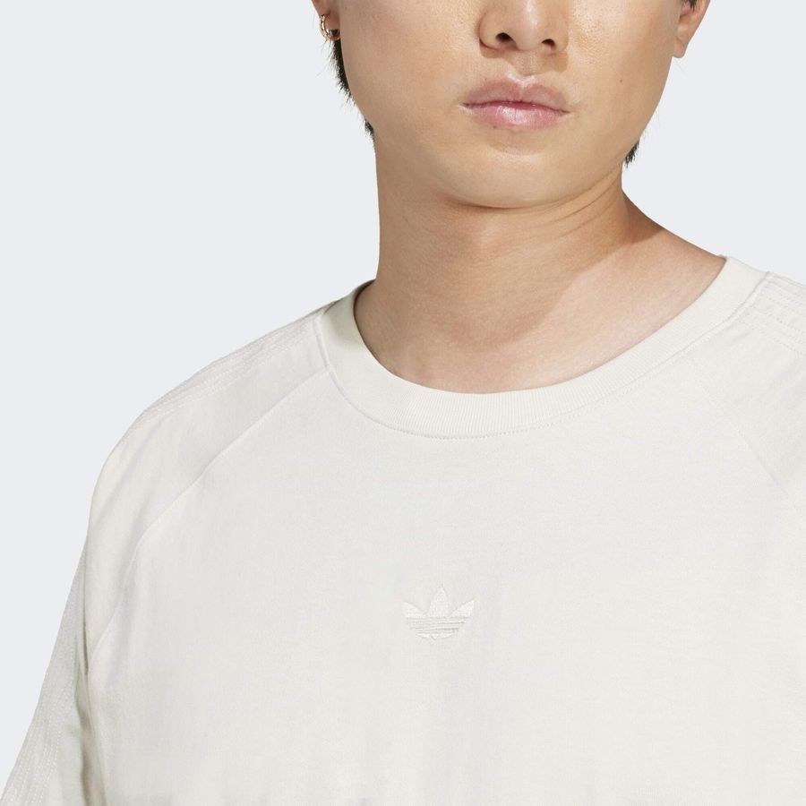 Adidas Original T-shirt Premium Essentials