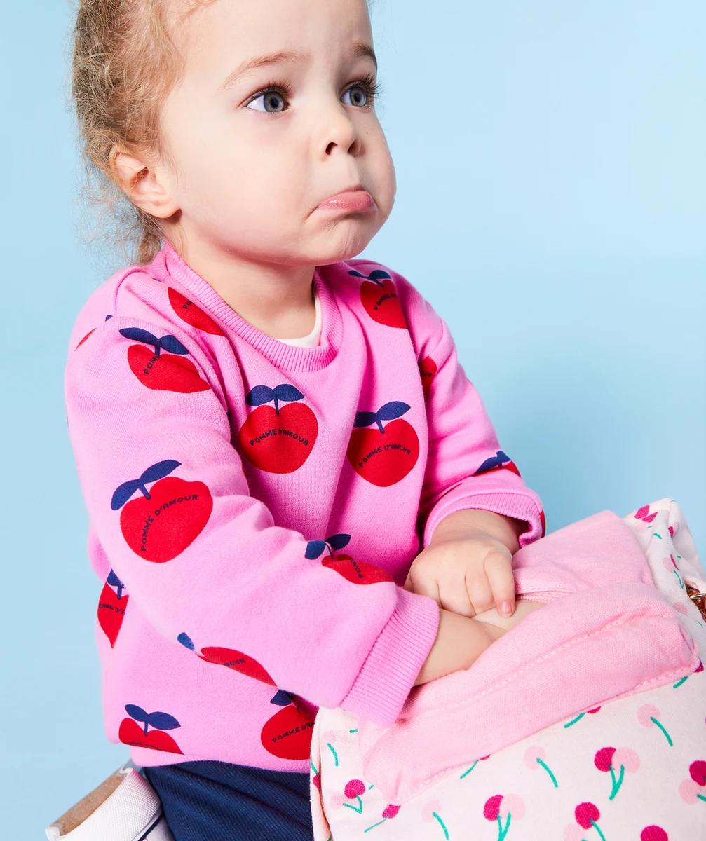 SWEAT BÉBÉ FILLE EN FIBRES RECYCLÉES ROSE AVEC IMPRIMÉ POMMES