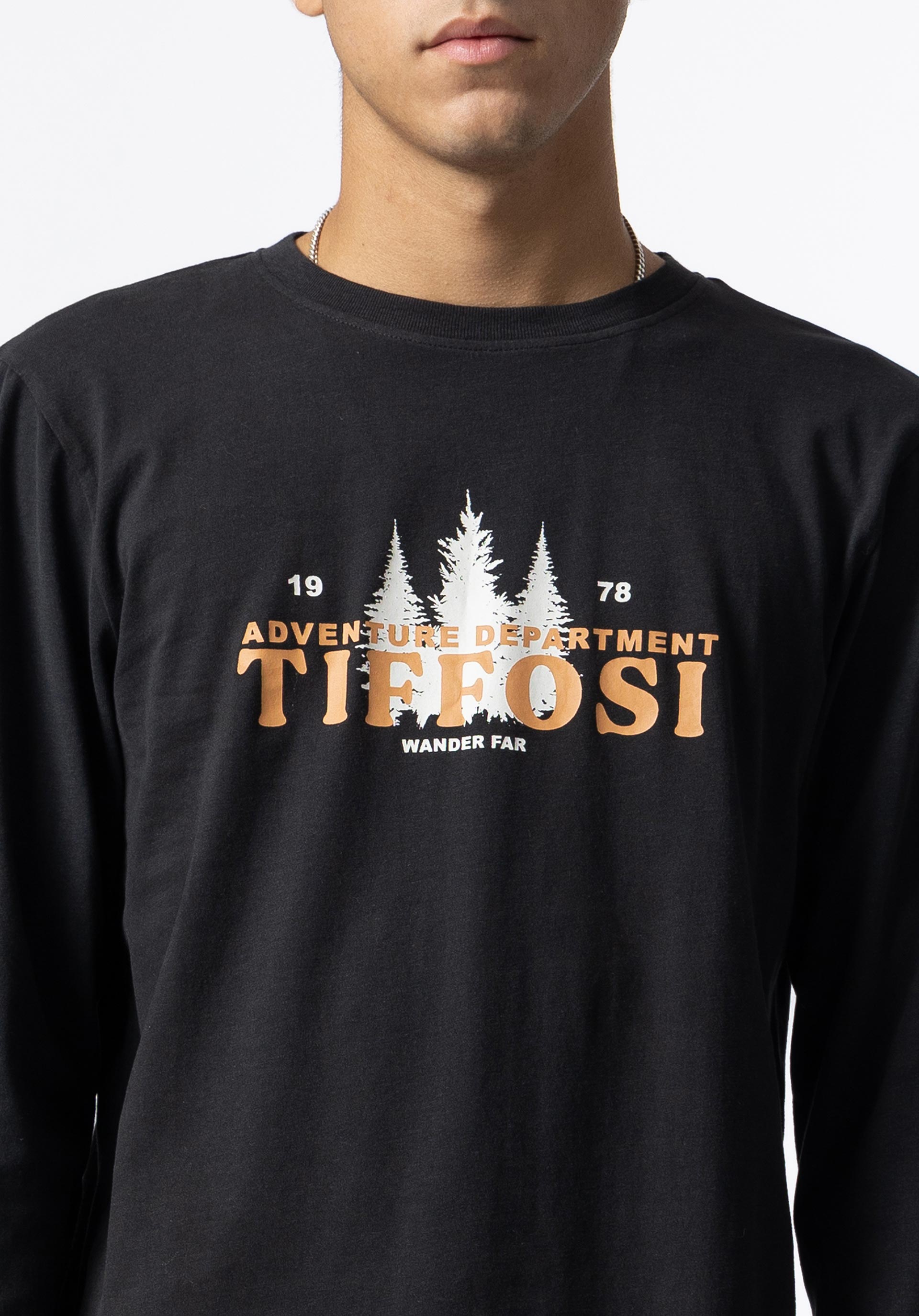 T-shirt com Estampado Frontal