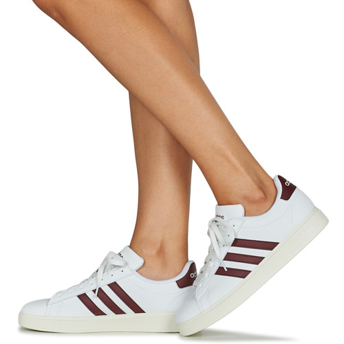 Adidas Sportswear - GRAND COURT 2.0 - Blanc / Bordeaux