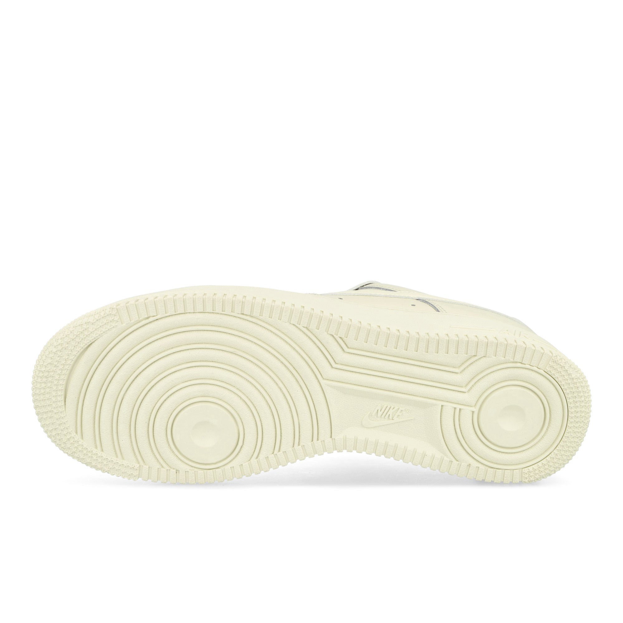 Nike<br>Air Force 1 07 Fresh