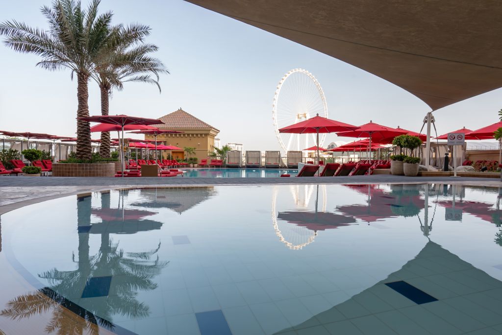 Amwaj Rotana Logies en ontbijt - Hotel
