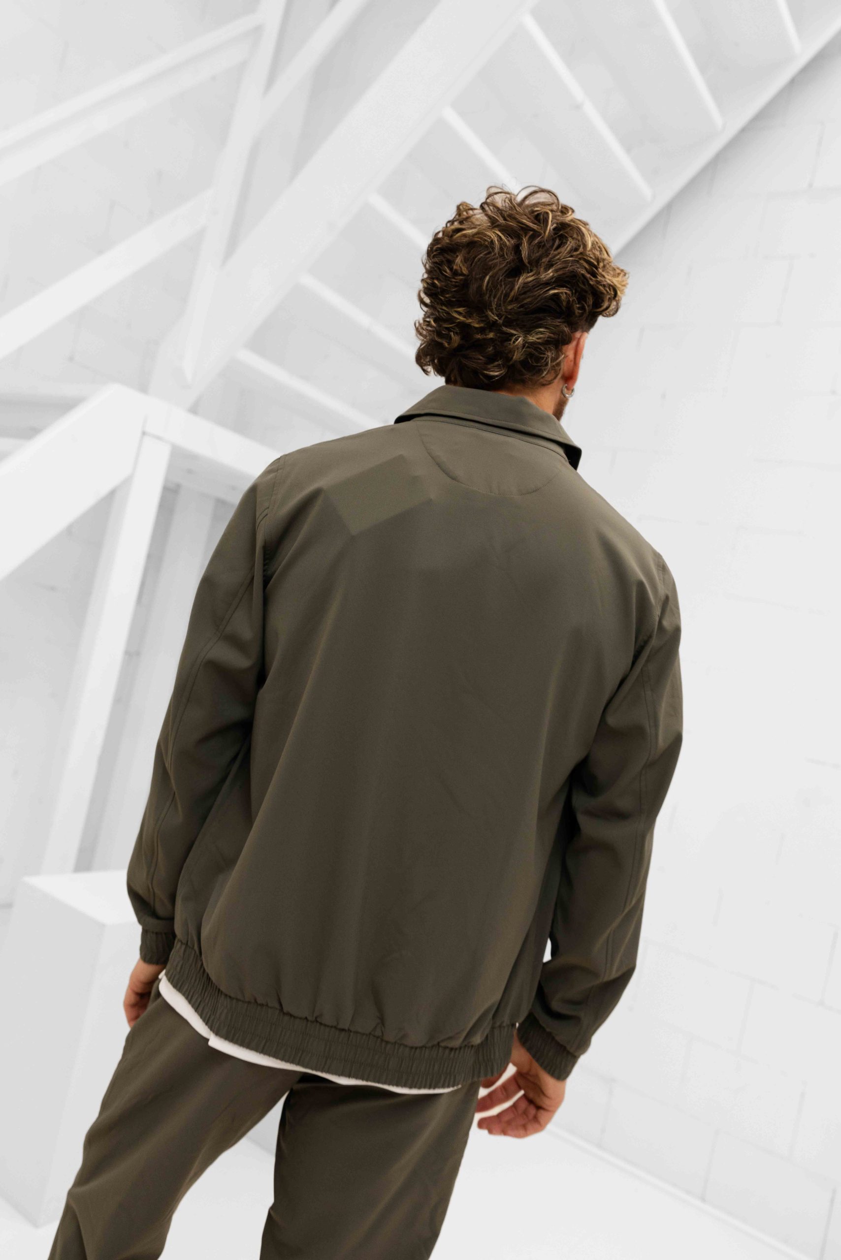 Cou7ure Essentials Reflection Trainingspak Heren Donkergroen
