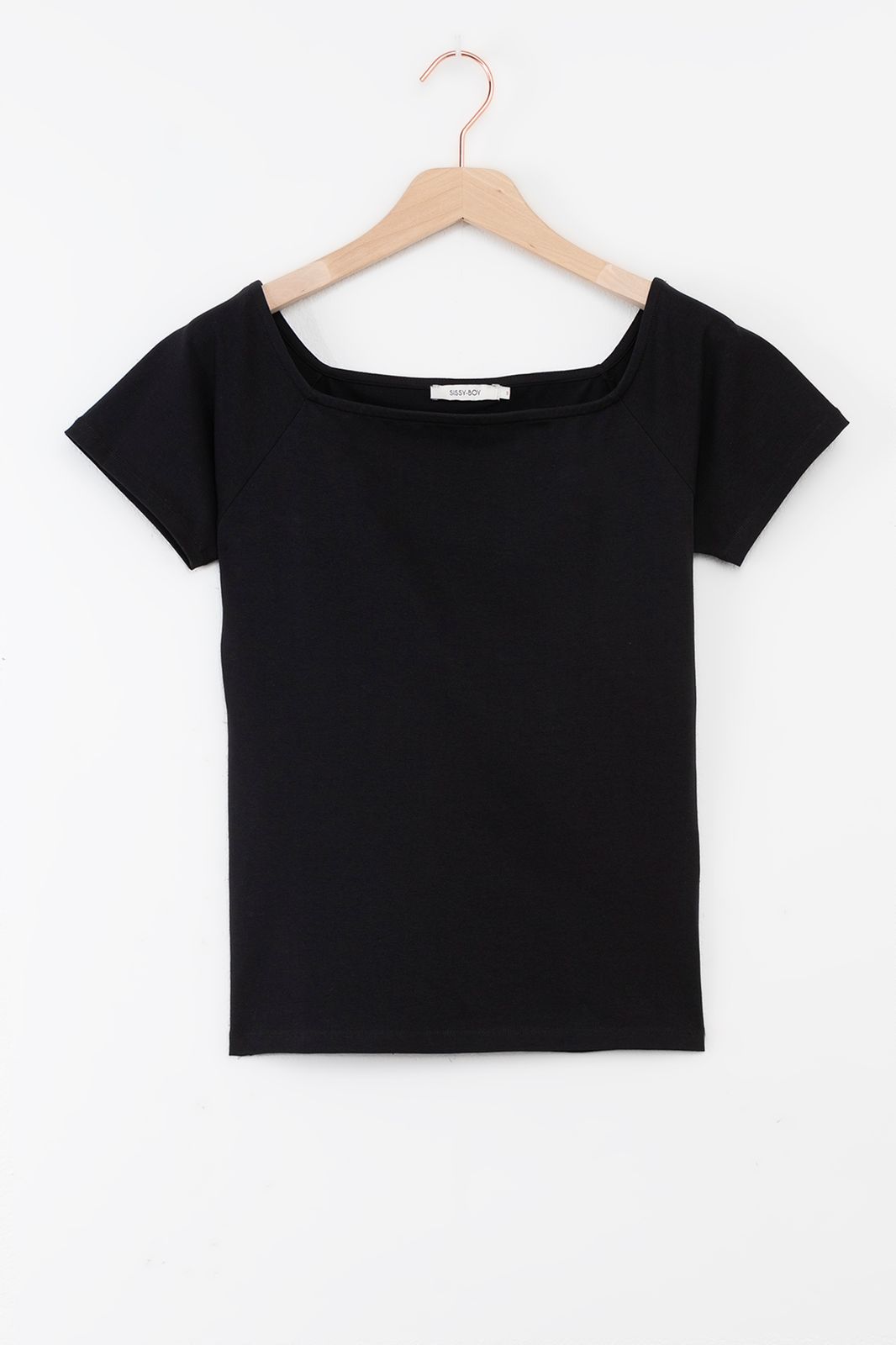 Zwart T-shirt met vierkante hals