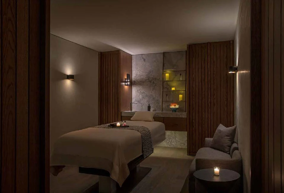 New Mags  150 Spas You Need to Visit Before You Die bog