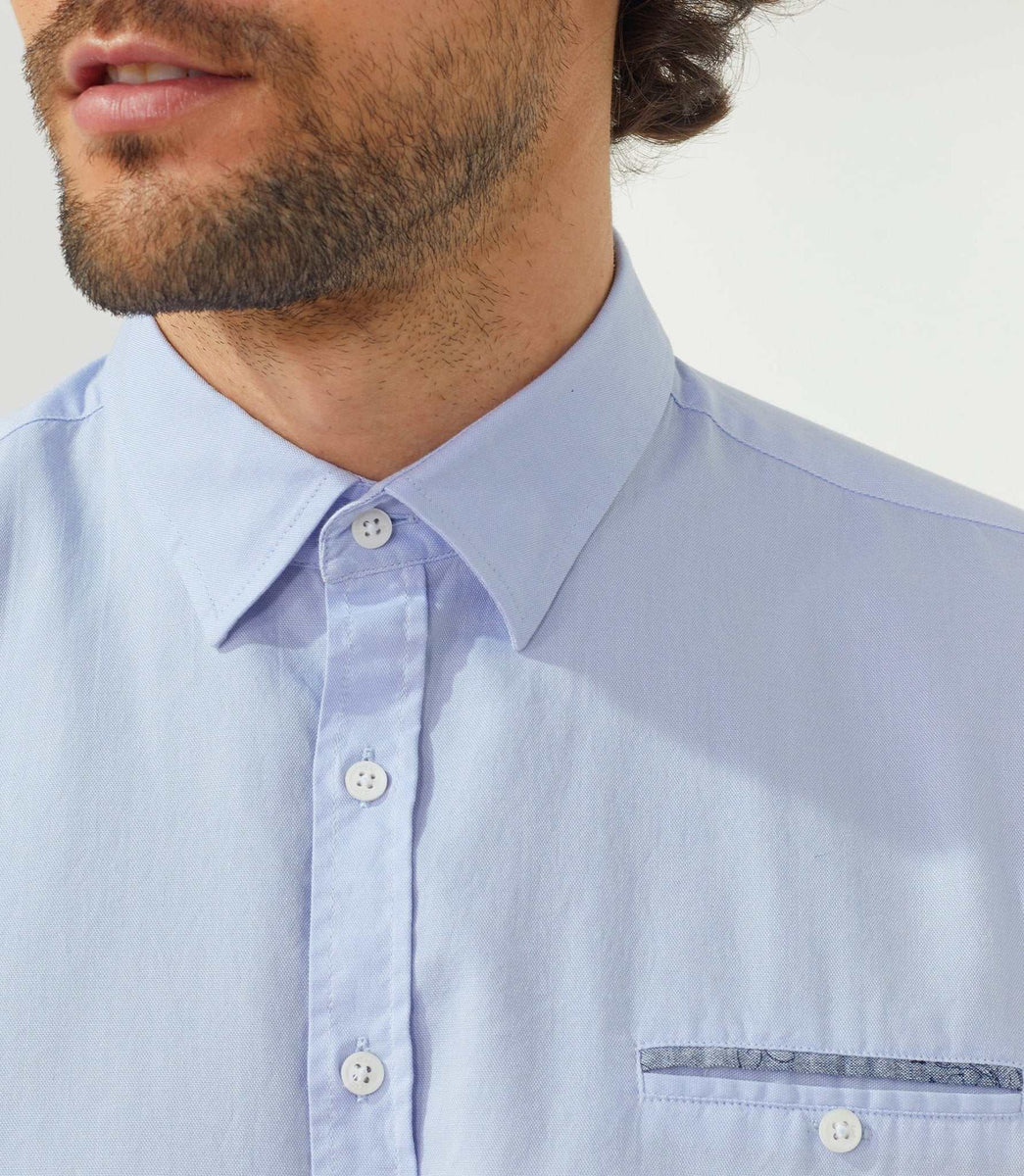 Chemise casual bleu-ciel 