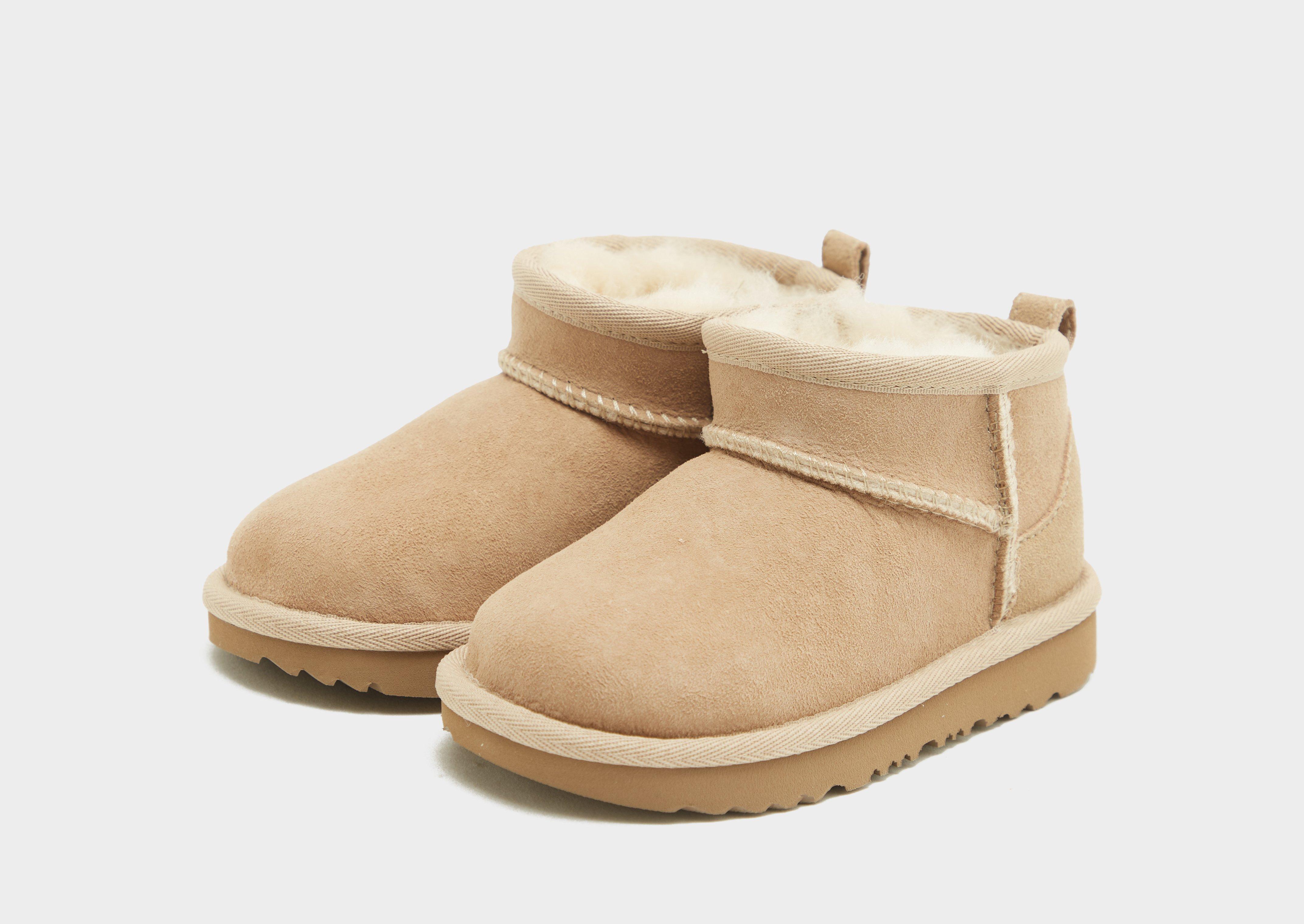 UGG Classic Ultra Mini Boots Bébé