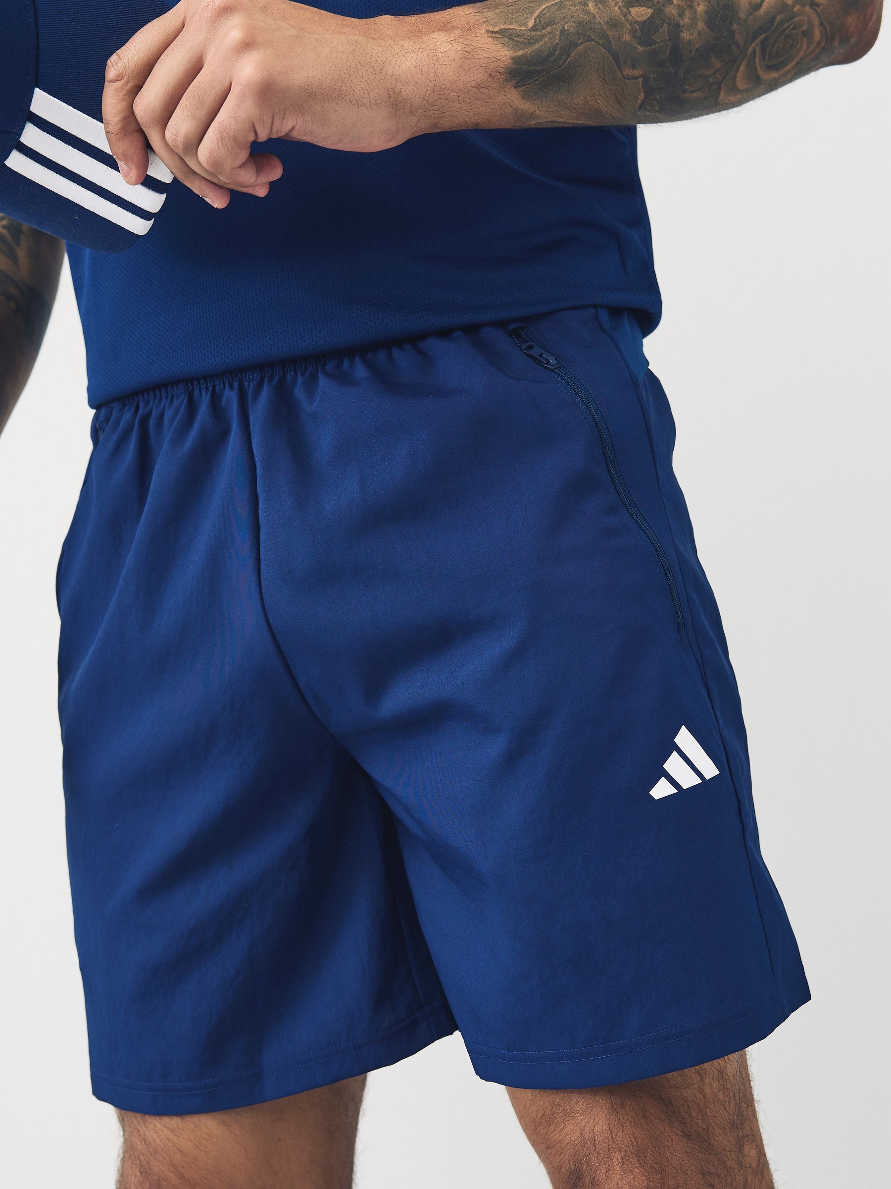 Blauw - adidas Train Essentials geweven trainingsshorts