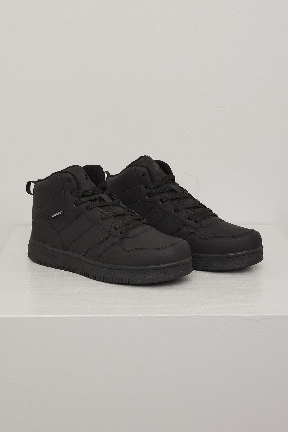 Vanntett vintersneaker Cappone