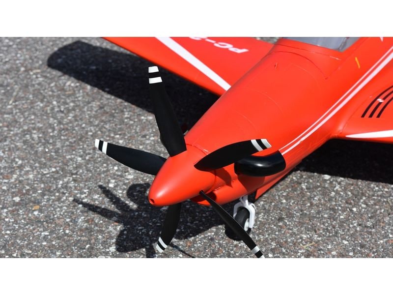 FMS Motorflugzeug Pilatus PC-21 1100 mm PNP Tiefdecker Flugmodell mit Einzeihfahrwerk