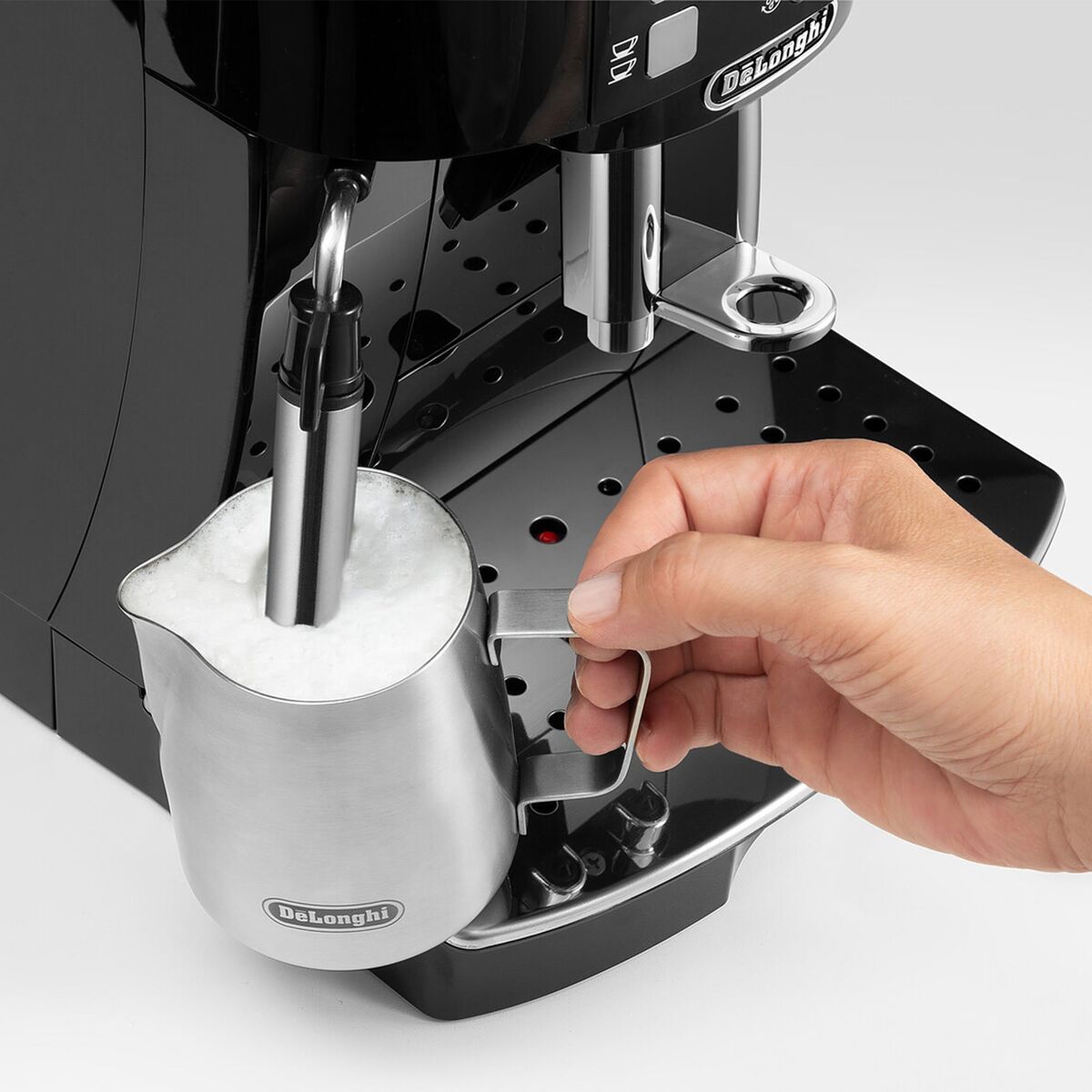 Kaffemaskin Magnifica S ECAM21.117.B