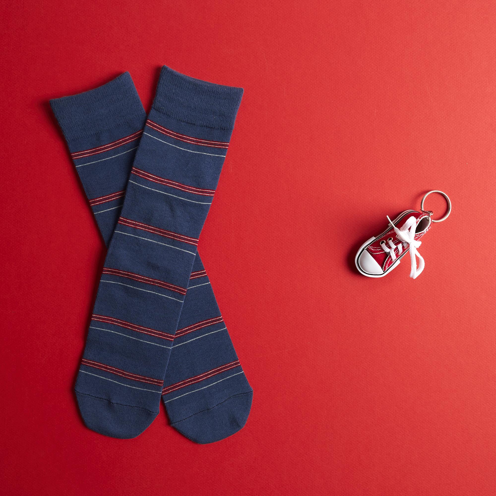 PAIRE DE CHAUSSETTES