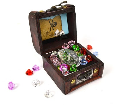Den Goda Fen Pirate Skattkiste med Diamanter
