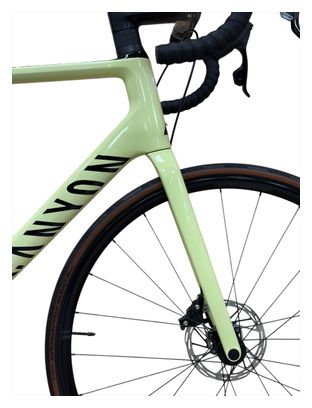 Produit reconditionné . Canyon Endurance CF SL 7 eTap Sram Rival AXS 2022 . Vélo de Route . Canyon . très bon état
