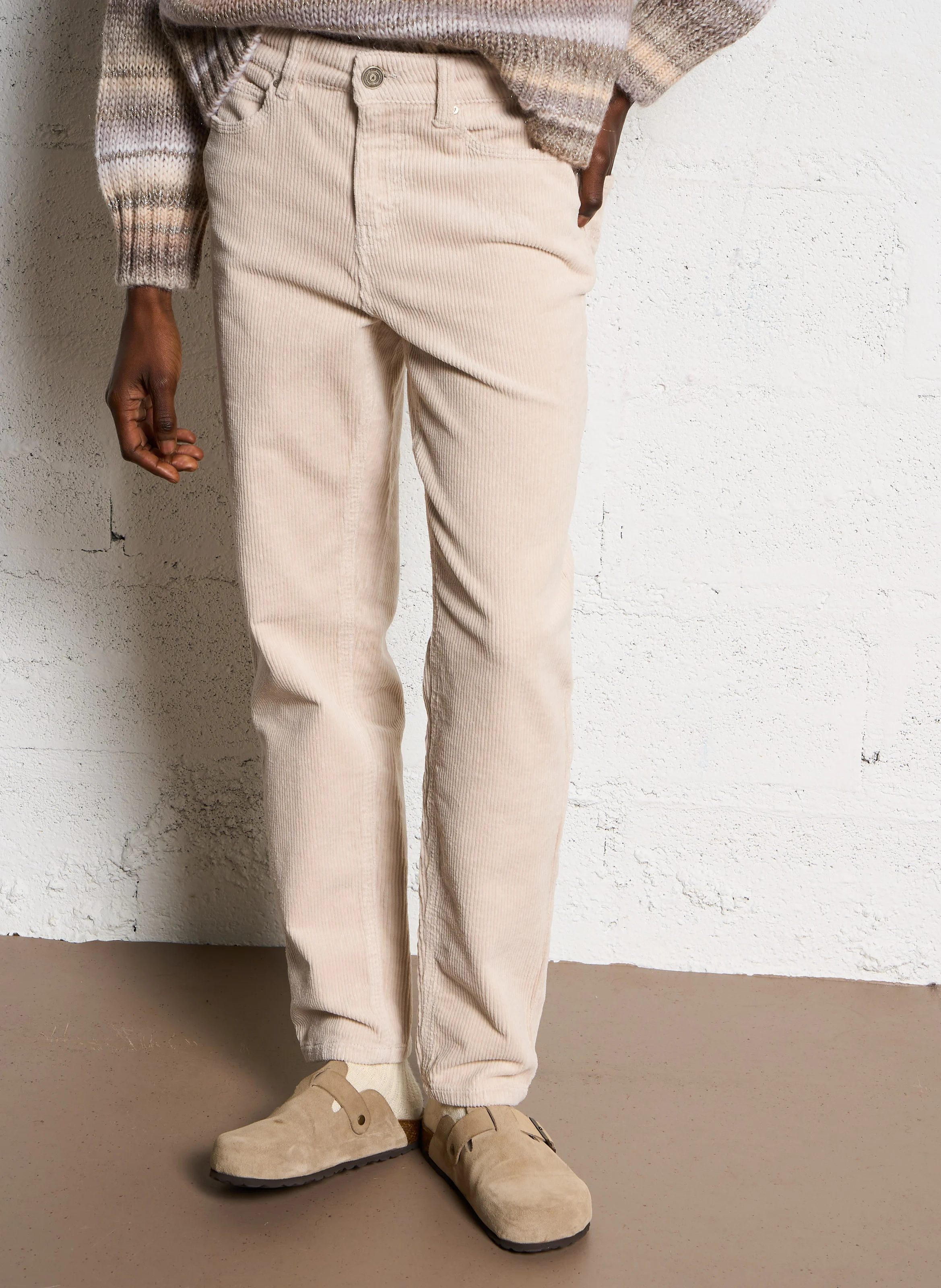 PAVLINA - Pantalon droit velours côtelé en coton stretch| Beige