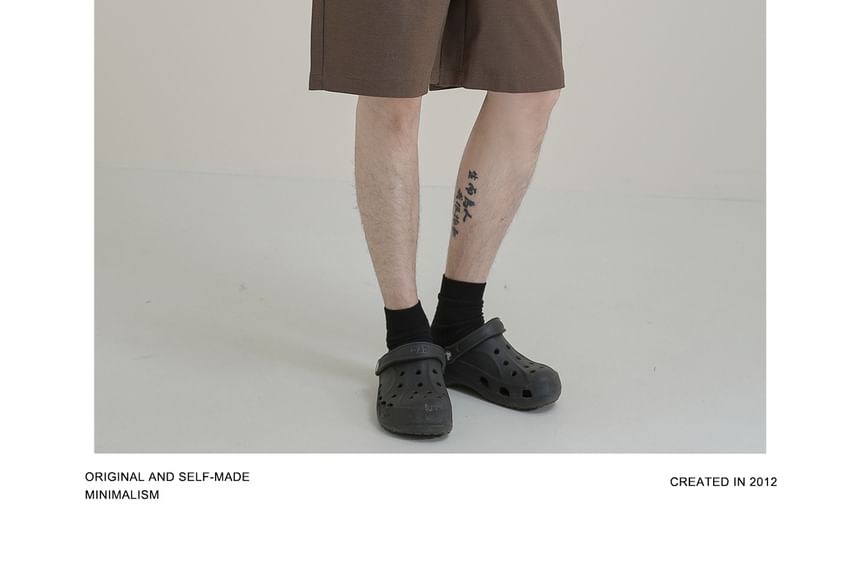 DAZO Studios - Mid Rise Plain Shorts