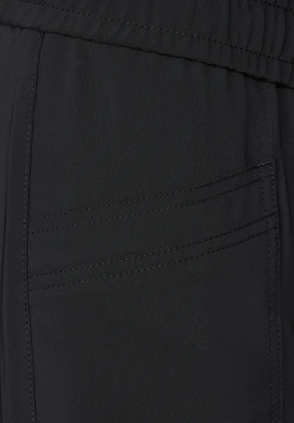 Travel Loose Fit Hose - Black