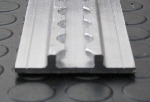 Alu-Zurrschiene flach (2000 x 65 x 11 mm)