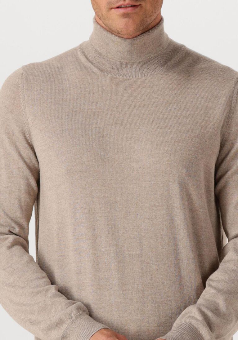 beige gran sasso coltrui turtle neck