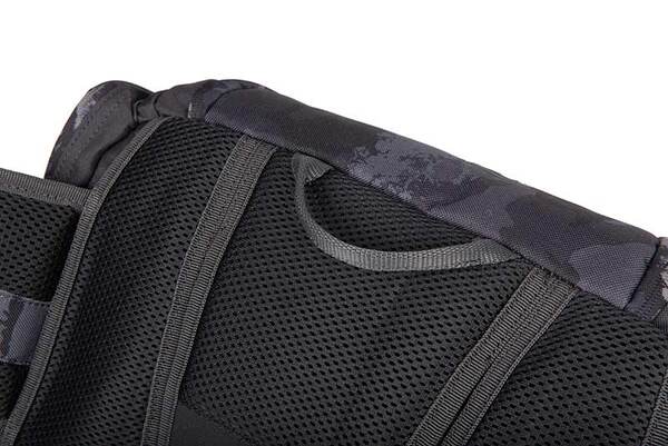 Sac Banane Fox Rage Camo Voyager (avec Boîte de Pêche)