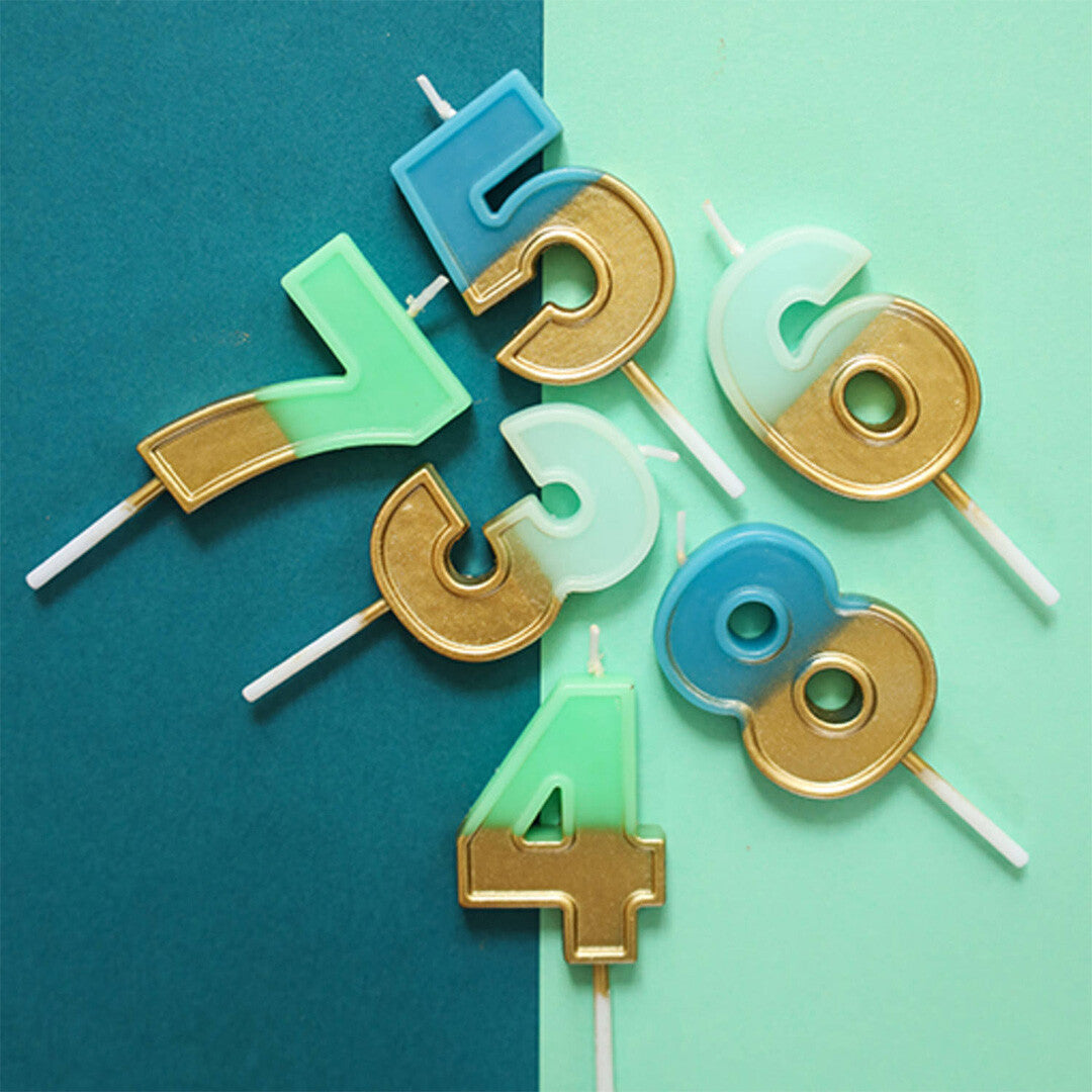 Verjaardagskaars blauw goud - 8 jaar