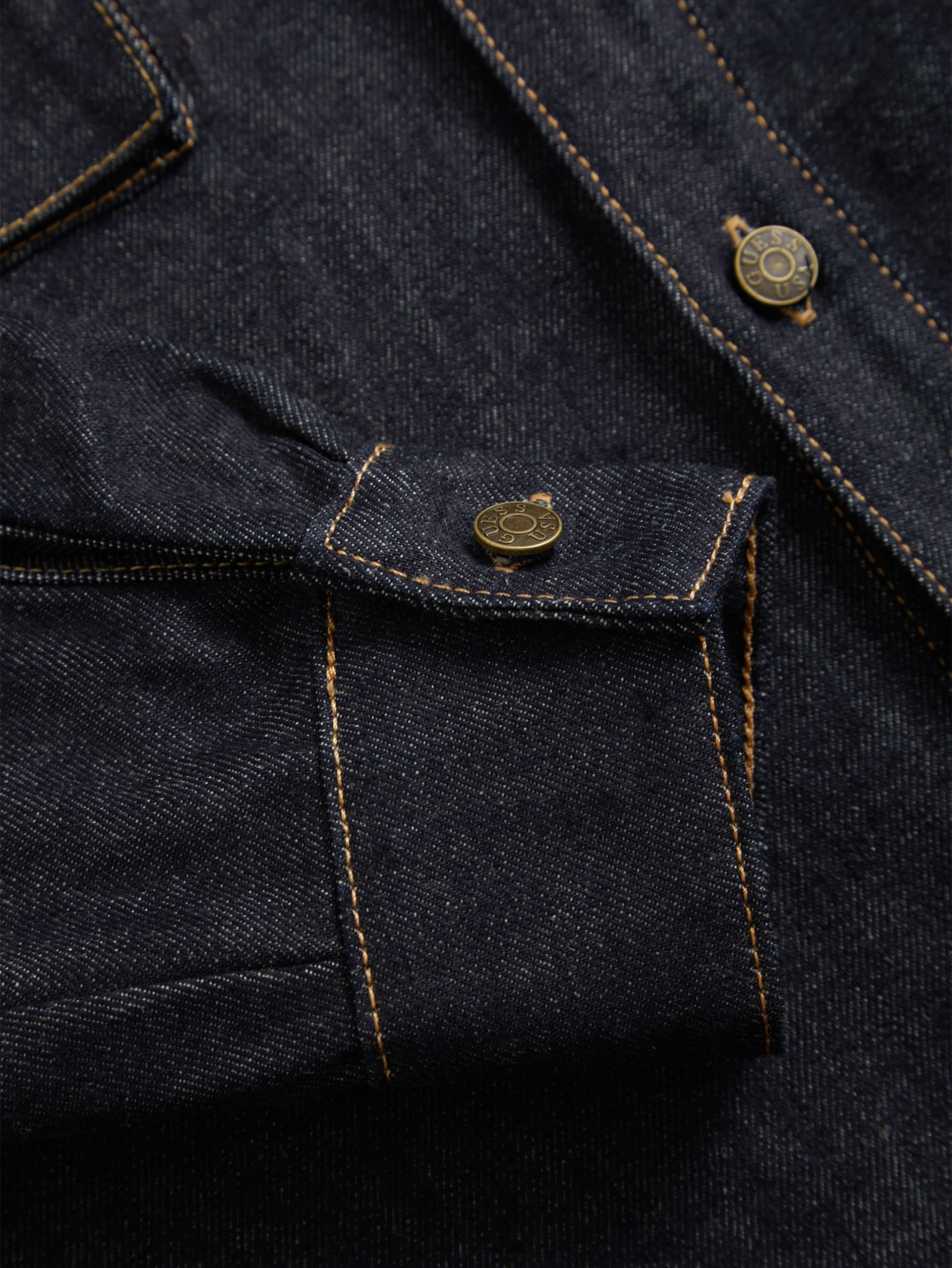 camisa utilitária de denim cru