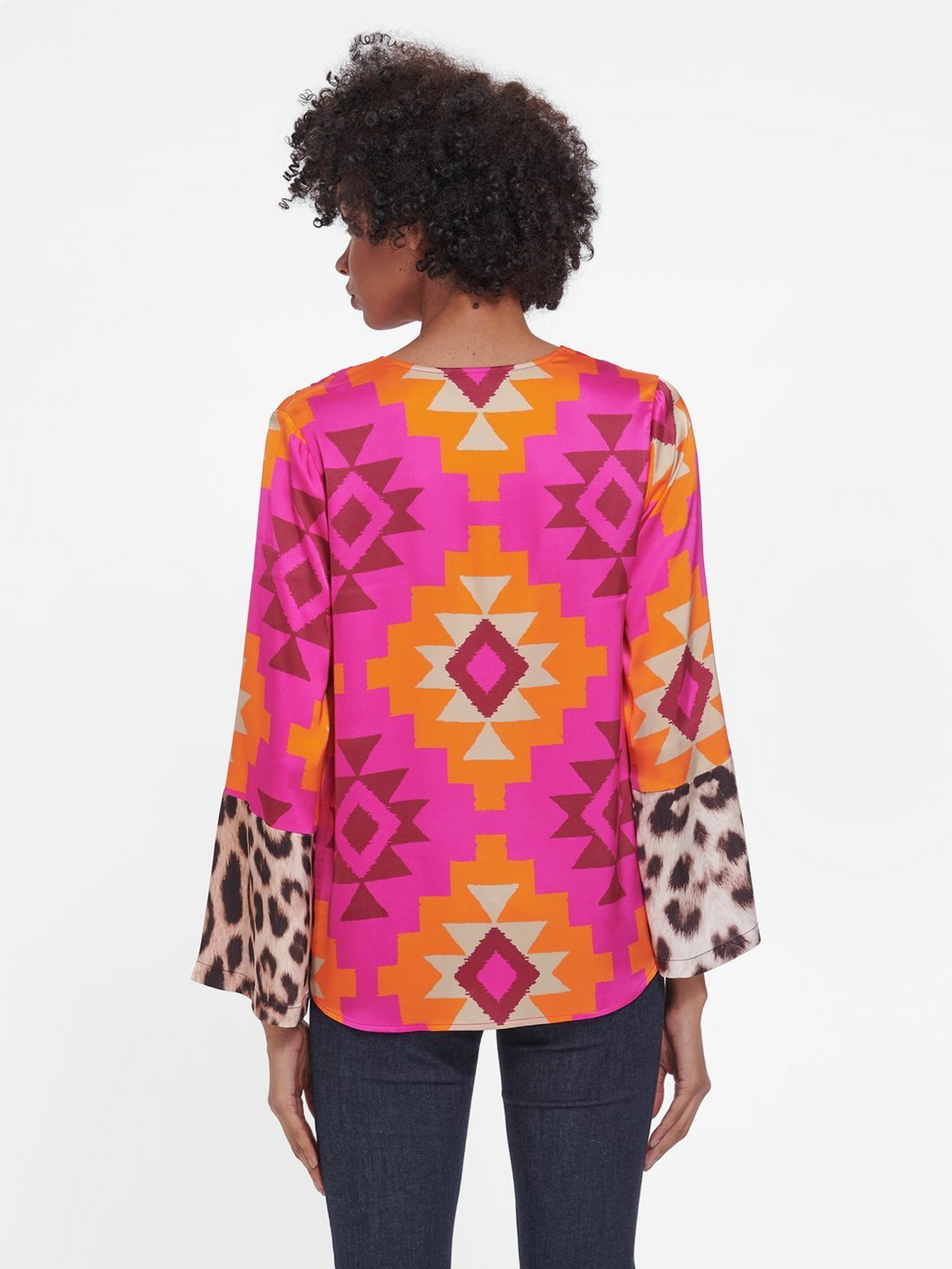 Bluse mit V-Ausschnitt