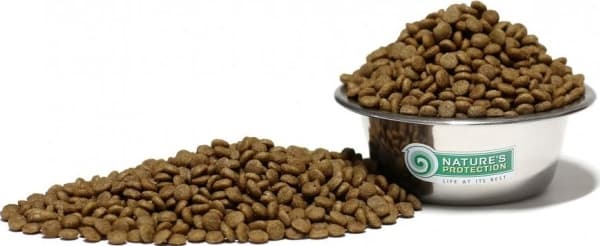 Nature's Protection Superior Care White Dogs Adult Small - Fôr for hvite hunder av små raser