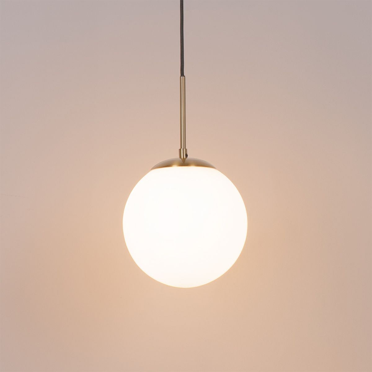 Smart hanglamp goud met opaal glas incl. Wifi P45  - Flore
