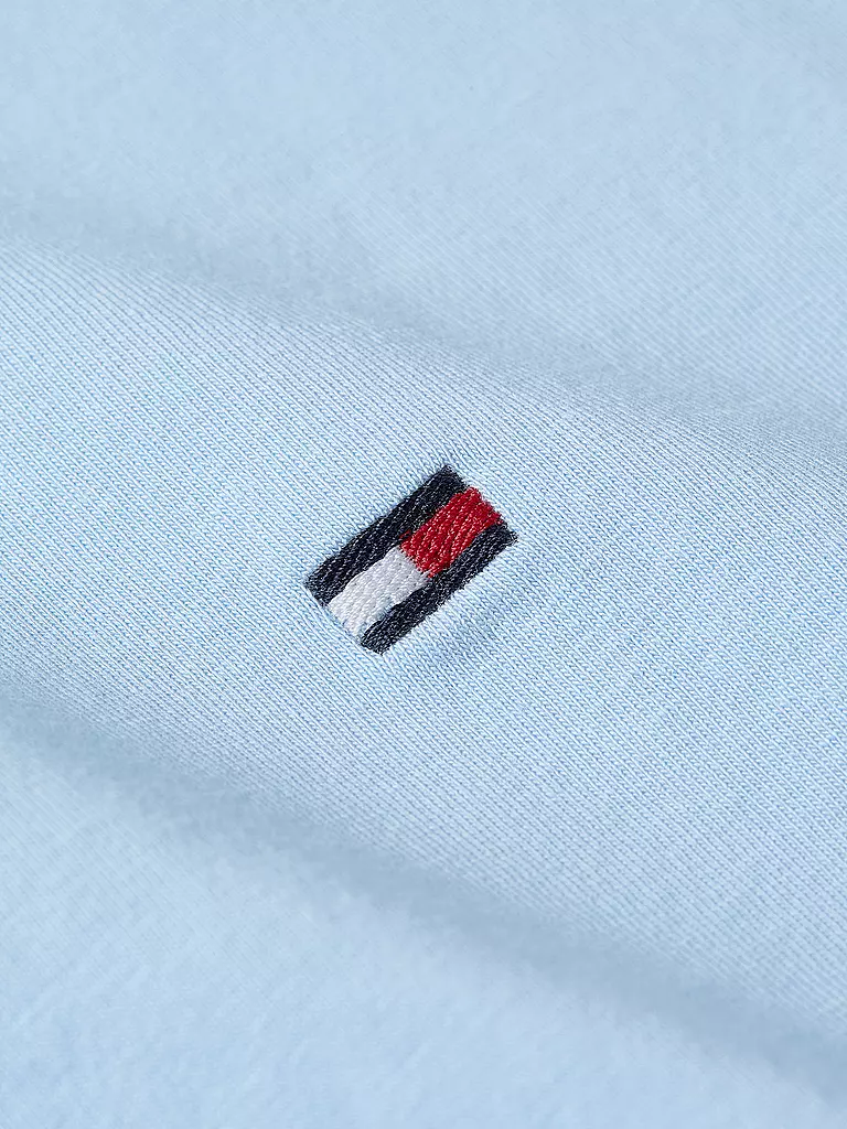 TOMMY HILFIGER T-Shirt Slim Fit hellblau