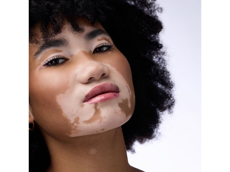 Catrice Lip Gloss Butter Drippin' Glossy 030 Butter Togethe Feuchtigkeitsspendender, glänzender Lippenbalsam in zartem Rosa