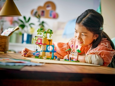LEGO Kattenverjaardagsfeestje en boomhut (42666)