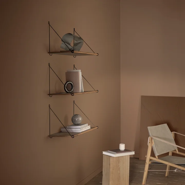 We Do Wood - Loop Shelf, Eiche geräuchert / schwarz