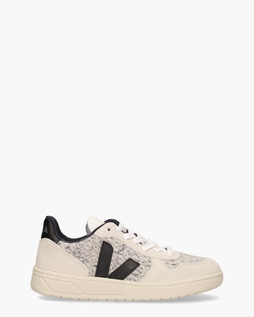 Veja V-10 Flannel Off-White/Zwart Damessneakers