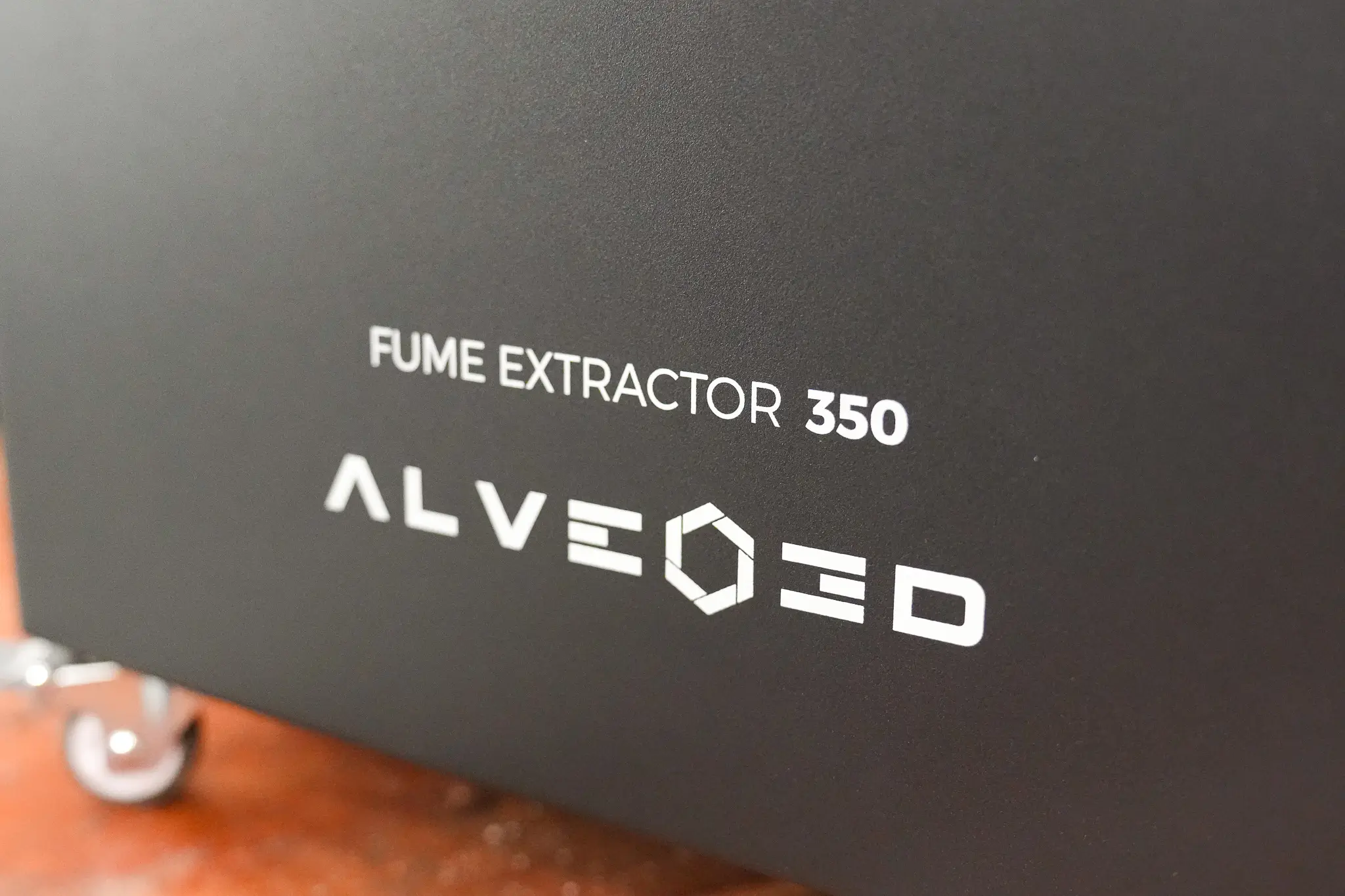 Alveo3D  FE350 Smoke & Dust Purifier    Industrietaugliches Luftreinigungsgerät für anspruchsvolle Arbeitsumgebungen