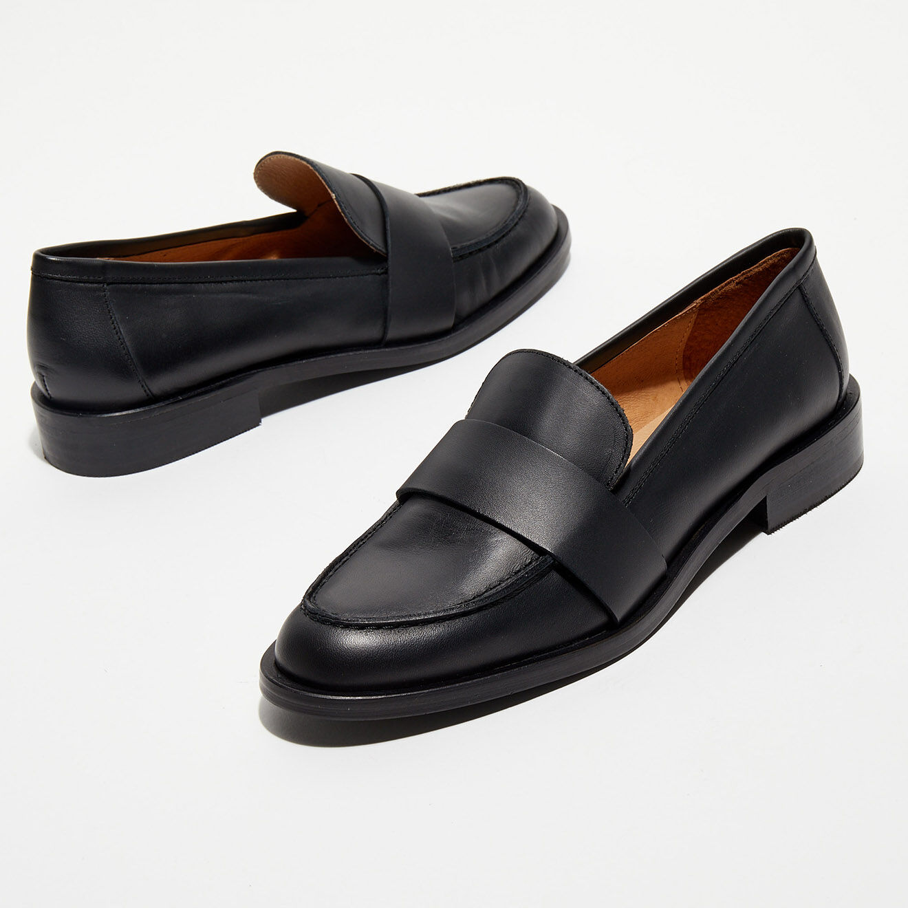 Apologie Mocassins en Cuir Ally noirs