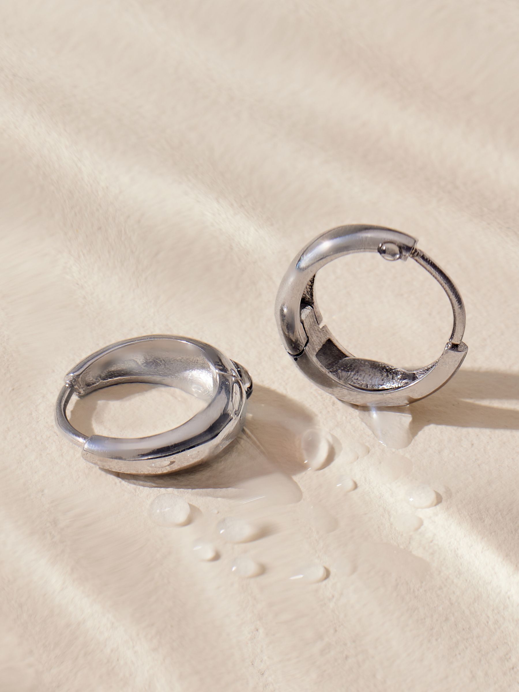 Zilverkleurig - Stainless Steel Huggie Hoop Earrings