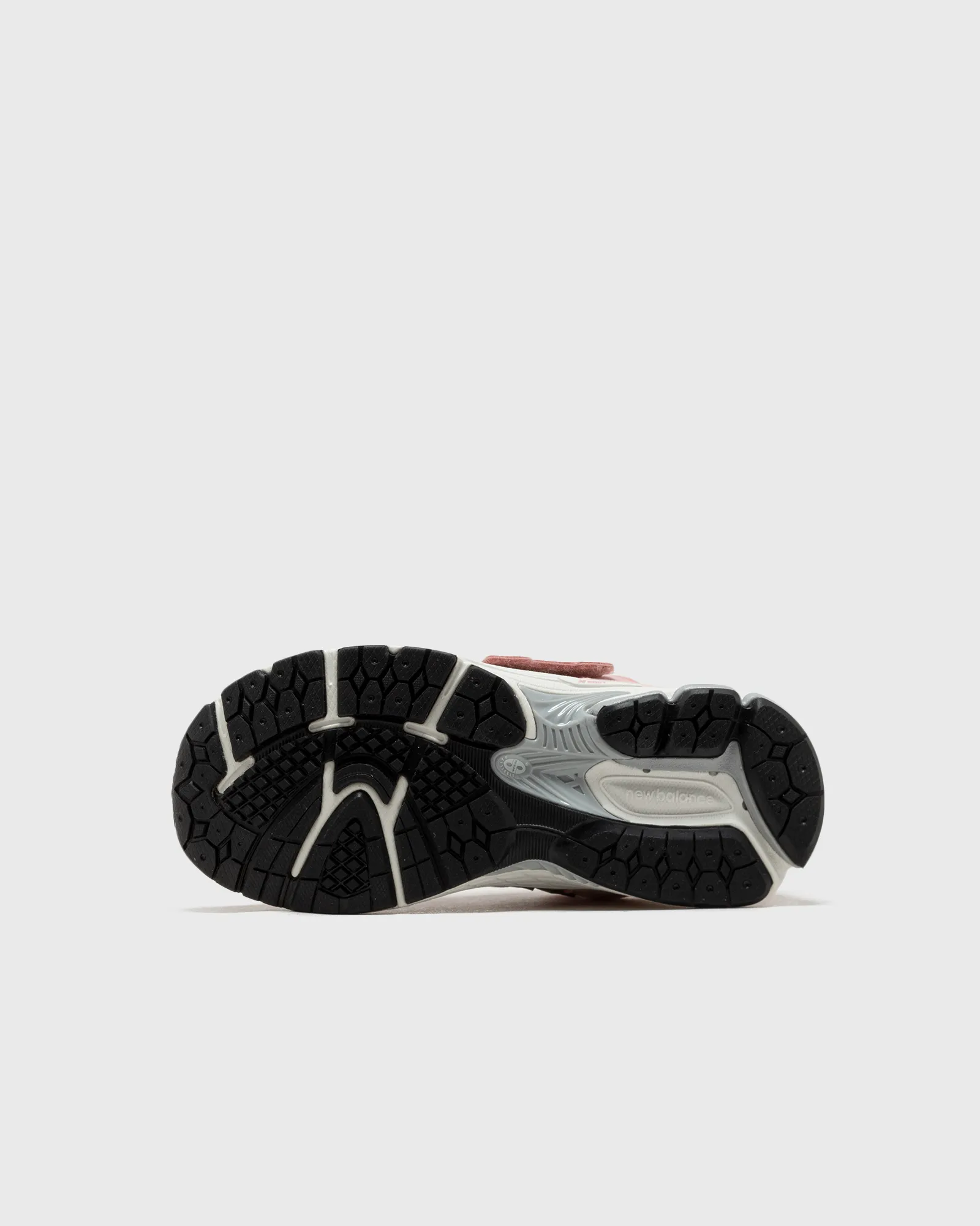 New Balance PV2002V1