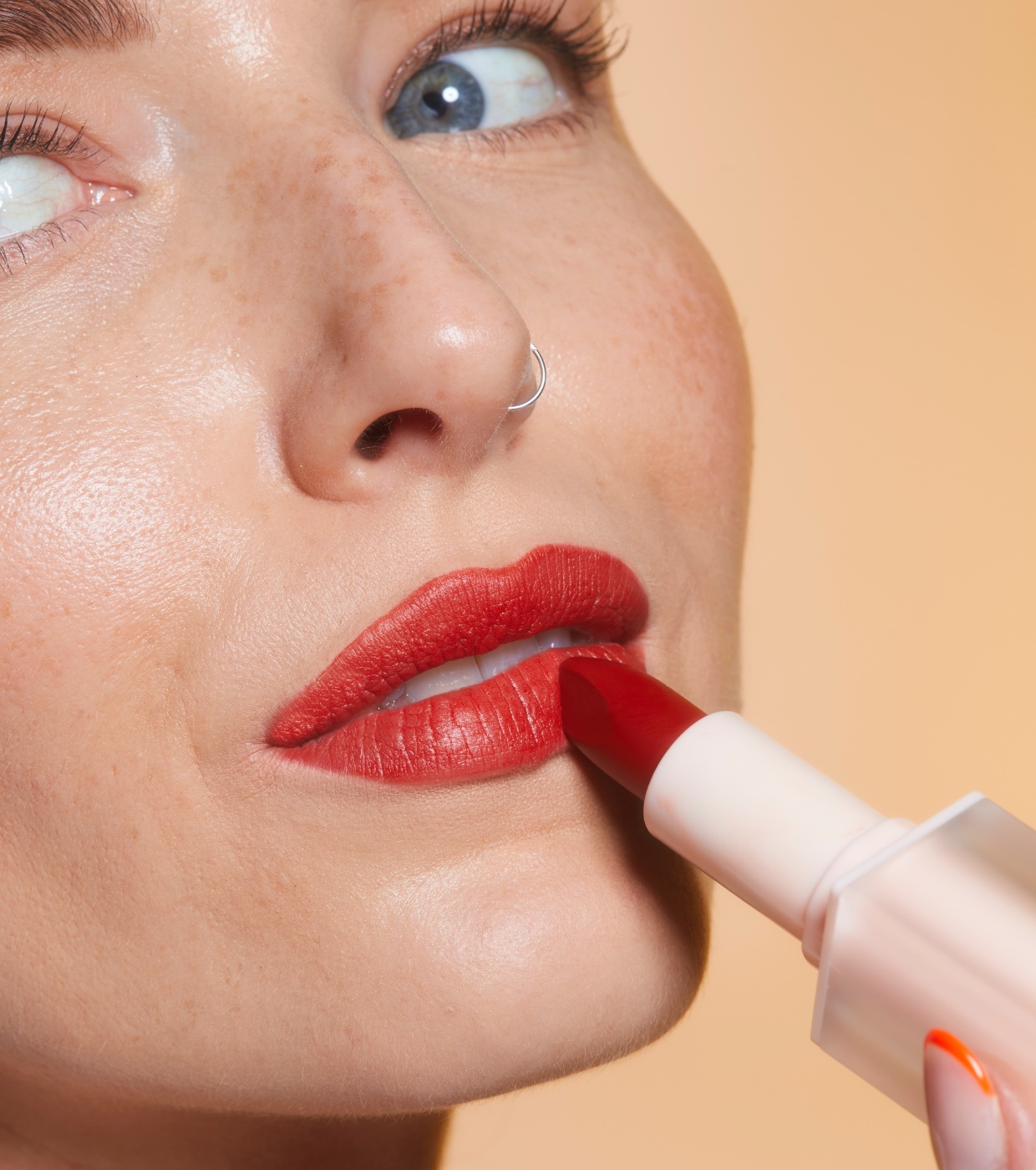 Revolution - Batom Satin Lip Allure Soft Satin - CEO Brick Red