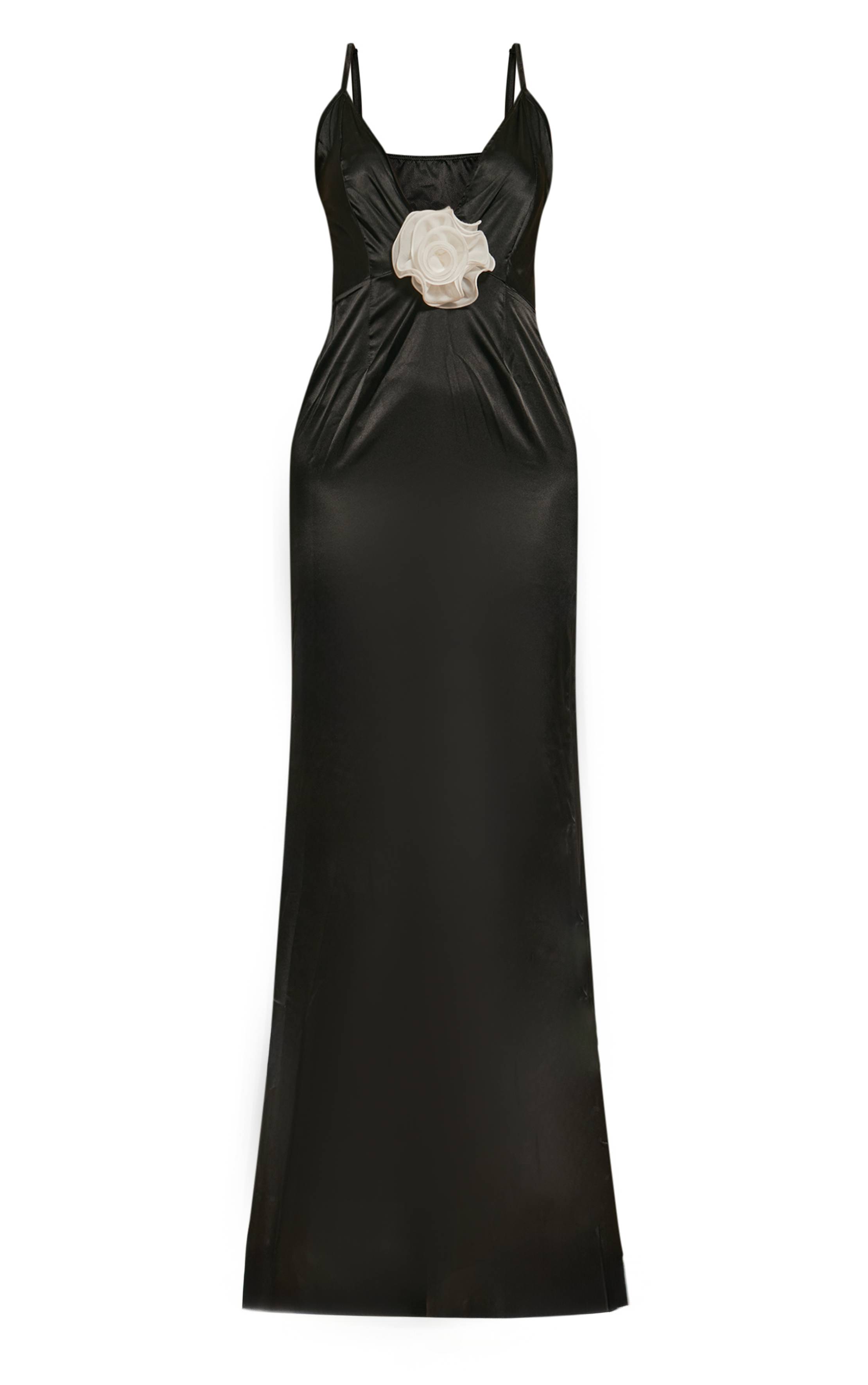 Noir Robe Longue En Satin Avec Détail Rose