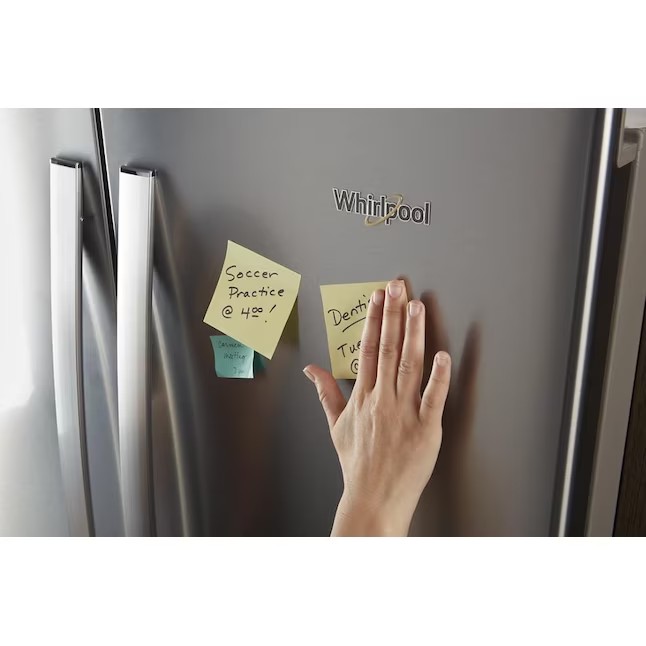 Refrigerador Whirlpool de 24,5 pés cúbicos com 4 portas e sistema French Door, com máquina de gelo (aço inoxidável resistente a impressões digitais) e certificação ENERGY STAR.