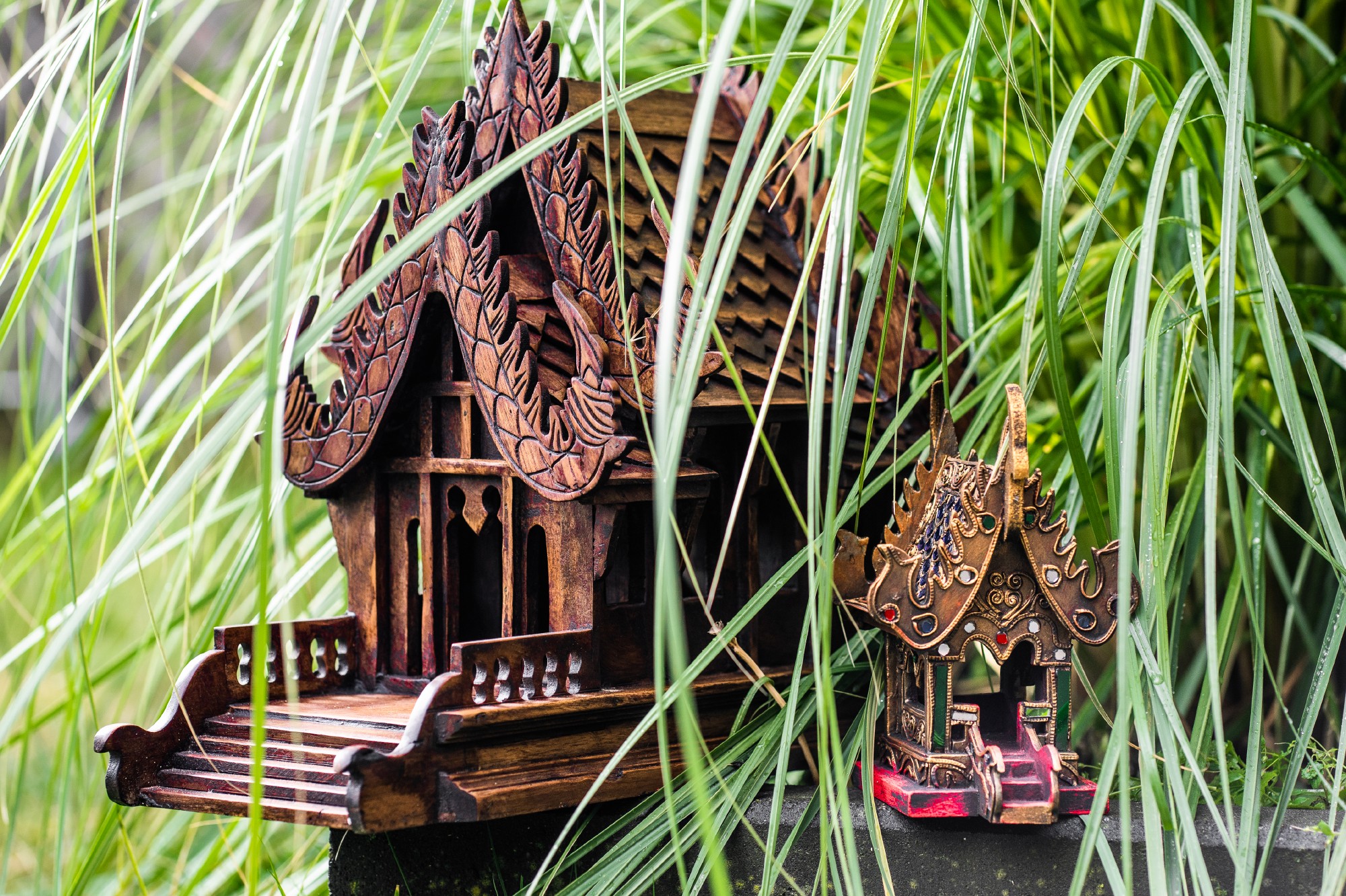 Geisterhäuschen thailändisch, gold, H 20 cm, L 16 cm, B 13,5 cm günstig bestellen