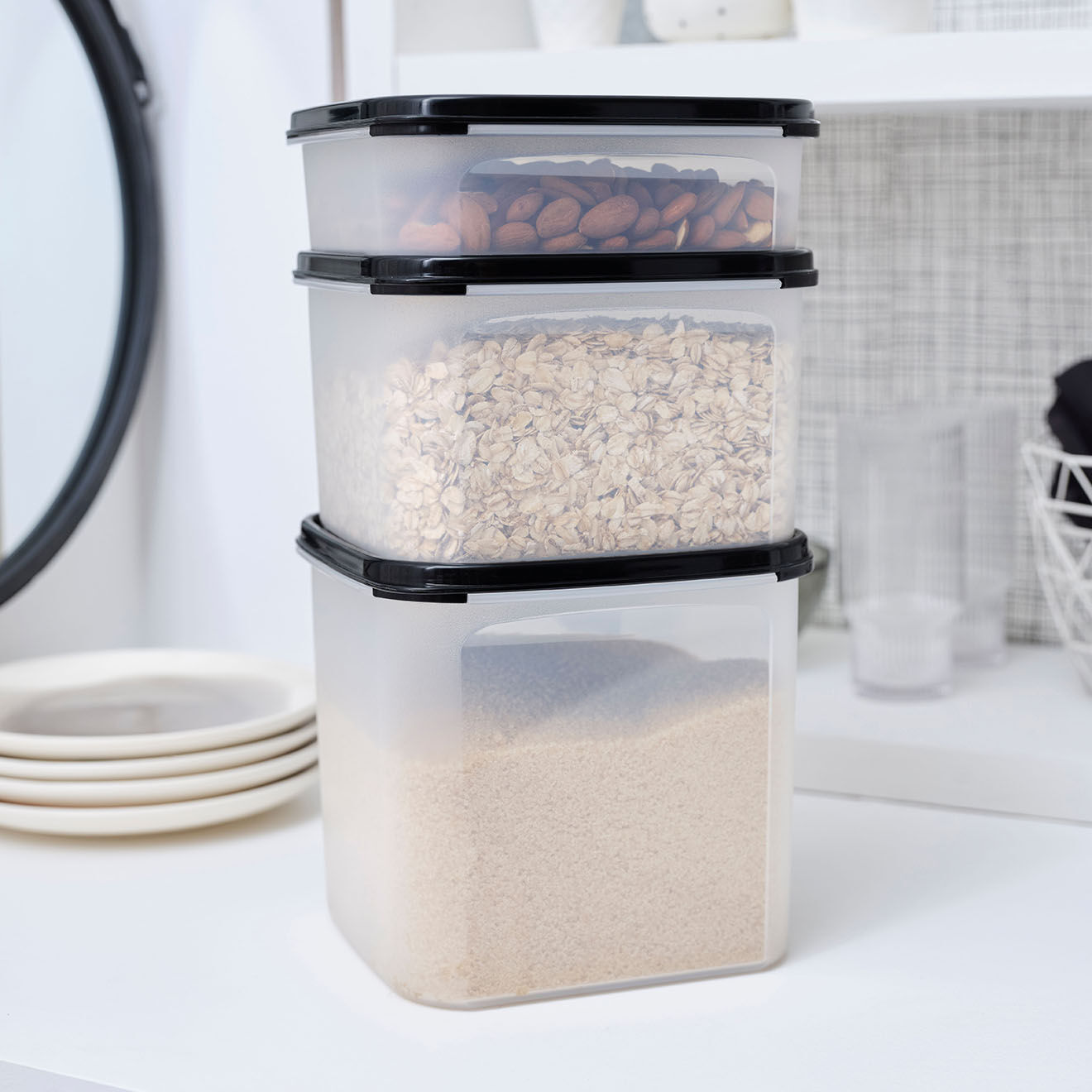 Tupperware Boite de conservation transparent/couvercle noire - 4L