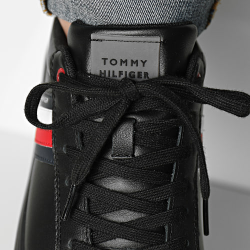 Baskets Essential Leather Cupsole 4921 Triple Black