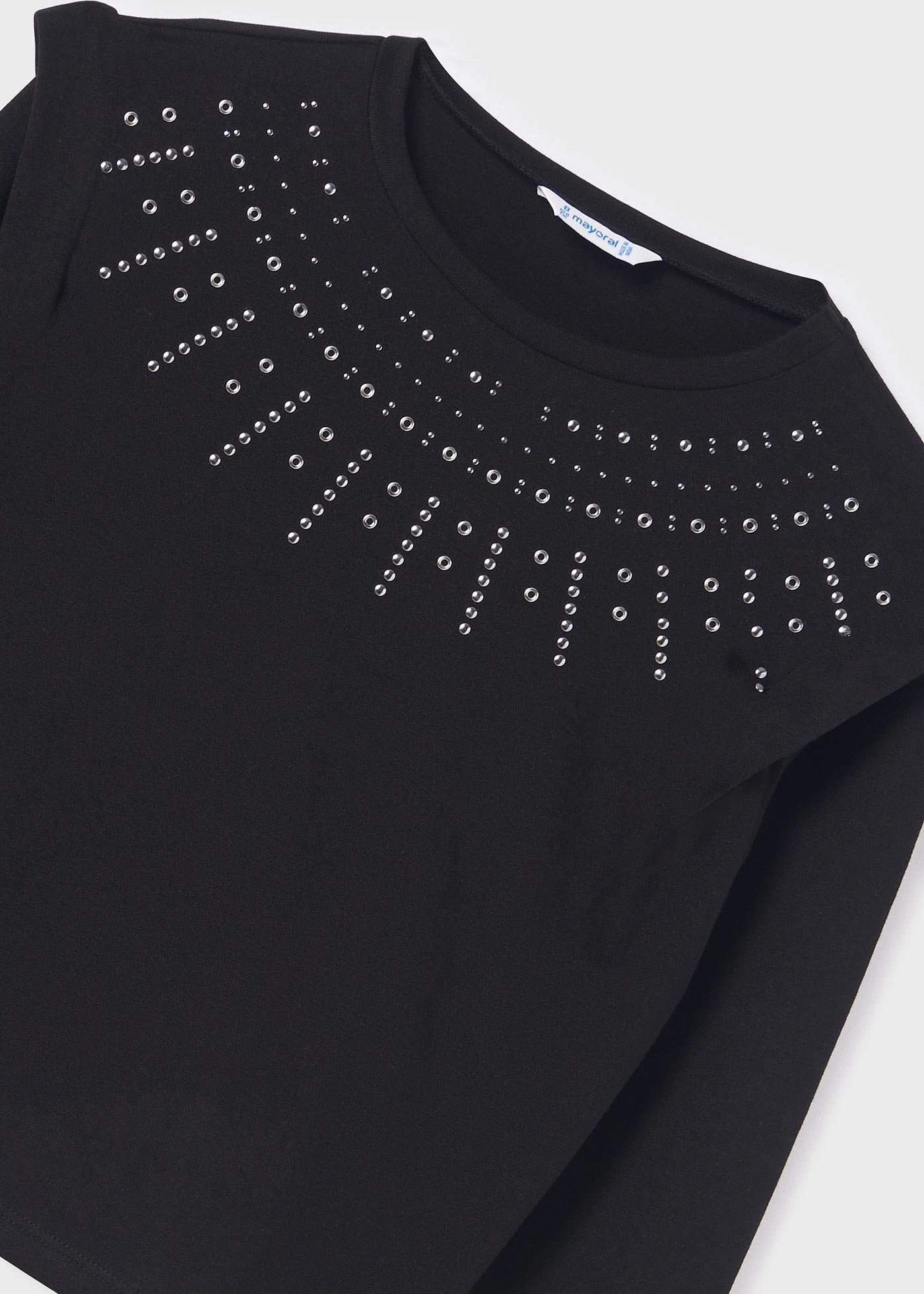 Camiseta feminina Better Cotton com tachas
