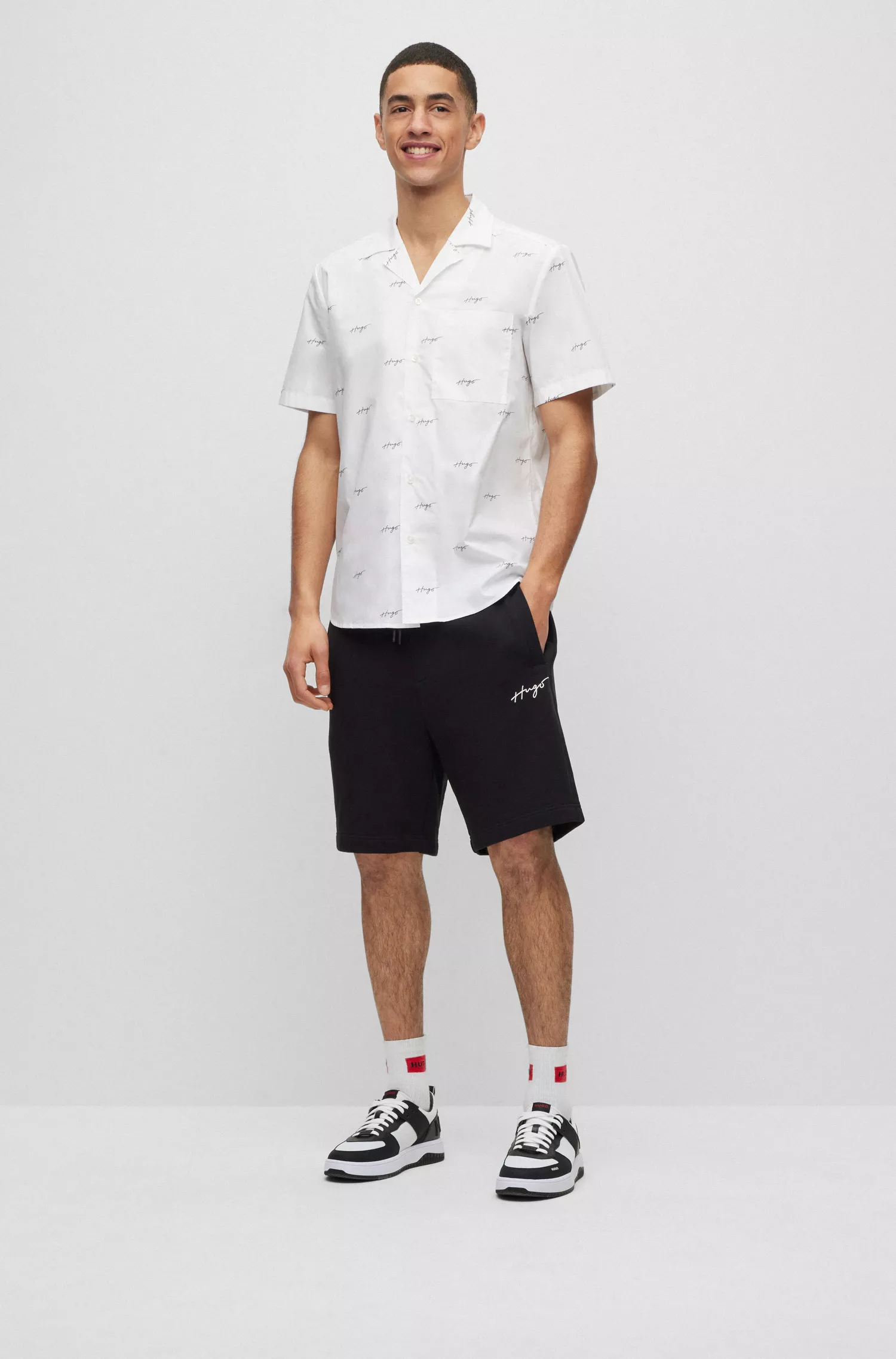 Camisa HUGO vermelha de modelagem relaxada em popeline de algodão estampado.