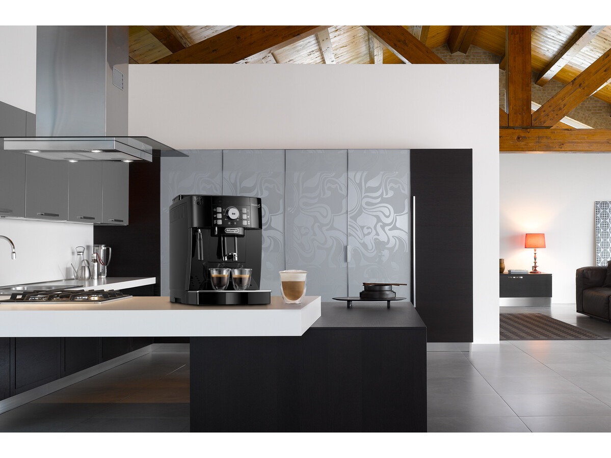 MÁQUINA DE CAFÉ EXPRESSO AUTOMÁTICA DELONGHI MAGNIFICA S ECAM22.117.B