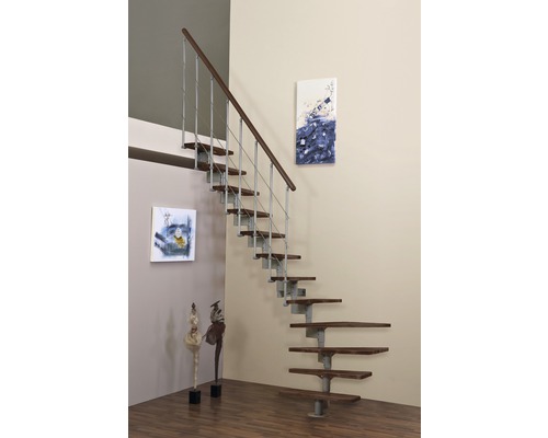 Pertura Kolina middentrap, parelgrijs, kwartslag, links/rechts onder, 76 cm, balustrade walnoot gelakt, 12 treden / 13 stootborden