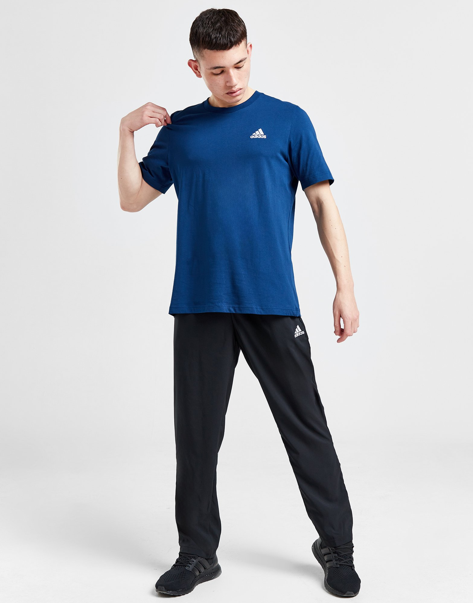 adidas T-shirt en jersey à petit logo brodé Essentials